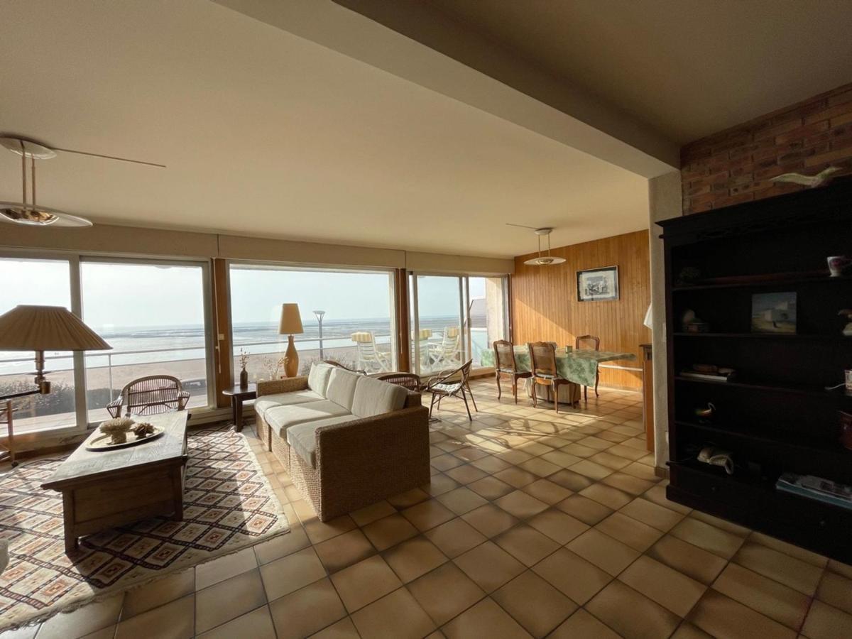 Villa Bord De Mer Avec Jardin Et Wifi Gratuit - Fr-1-361-76 Saint-Pair-sur-Mer Exterior foto